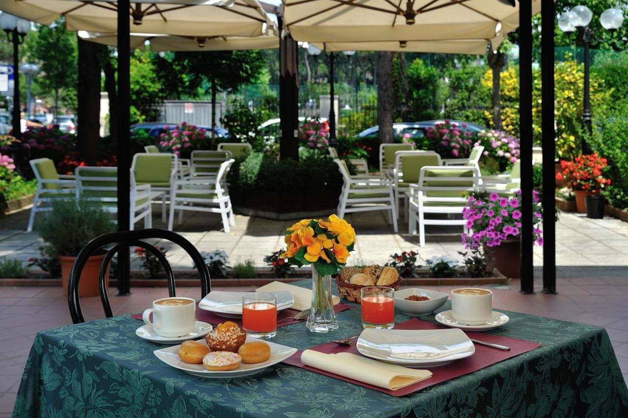 Hotel Suisse Milano Marittima Eksteriør bilde